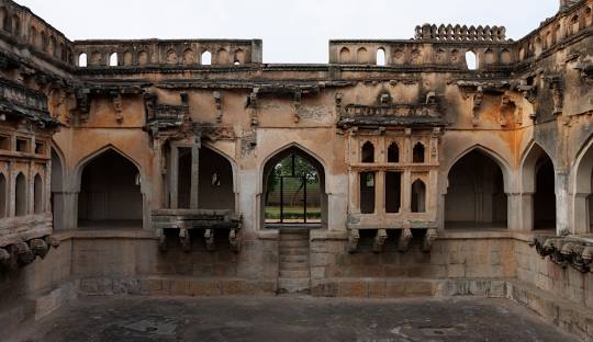 Queen’s Bath in Hampi