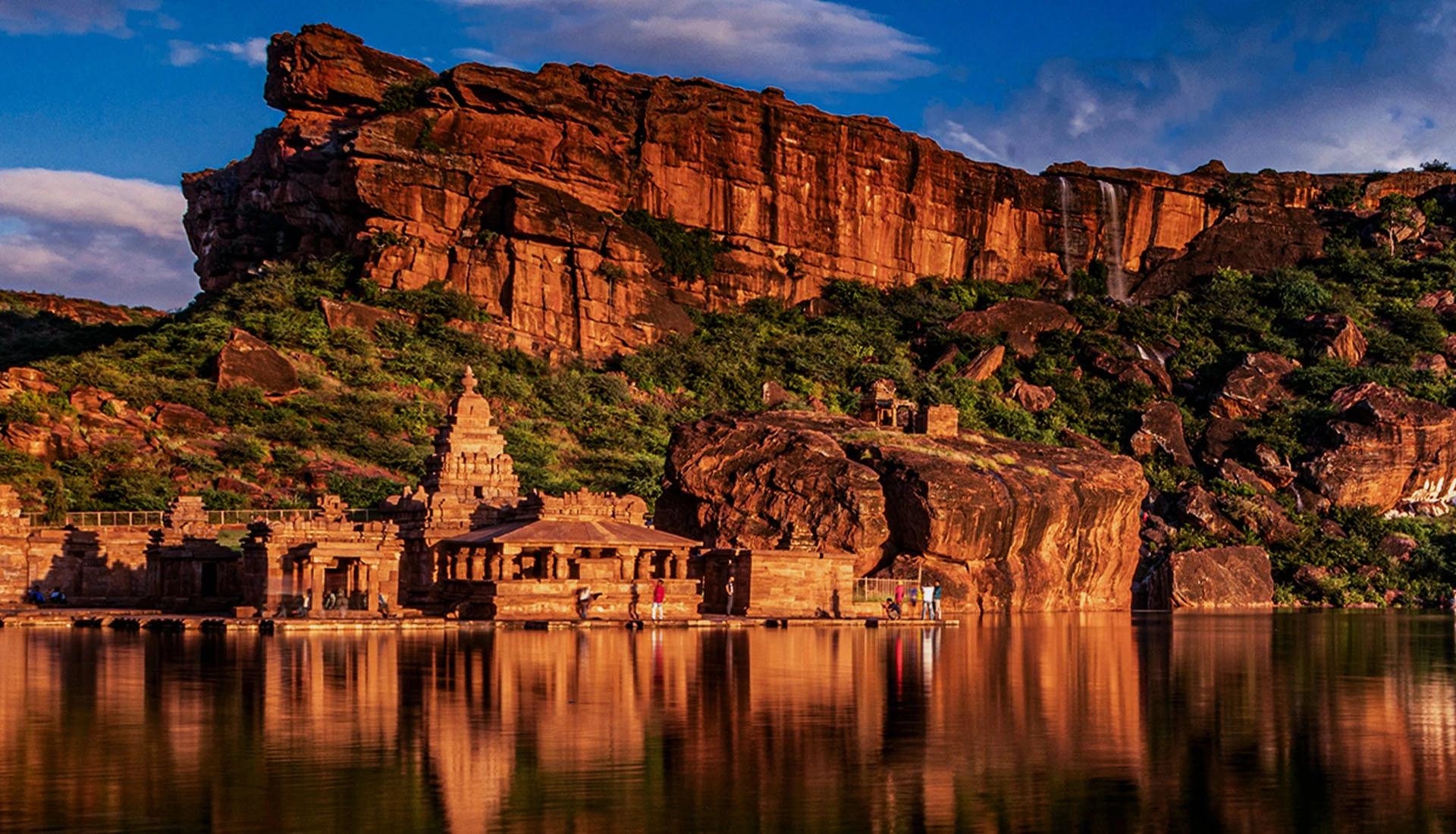 badami tour package from hospete